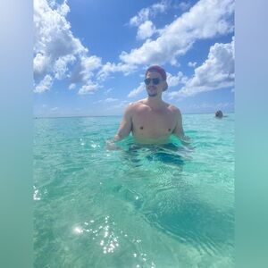 Meet your Posher, Daniel